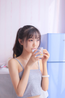 邻居漂亮的妻子在线观看